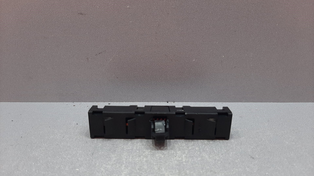 DIJELOVI ANTENA VW TIGUAN > 07-11 5N0035570