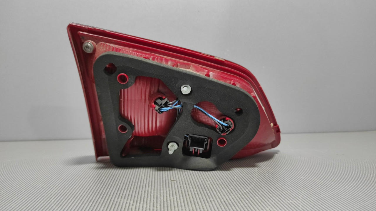 DIJELOVI STOP SVJETLO VW PASSAT B7 > 10-14 3AF945094C