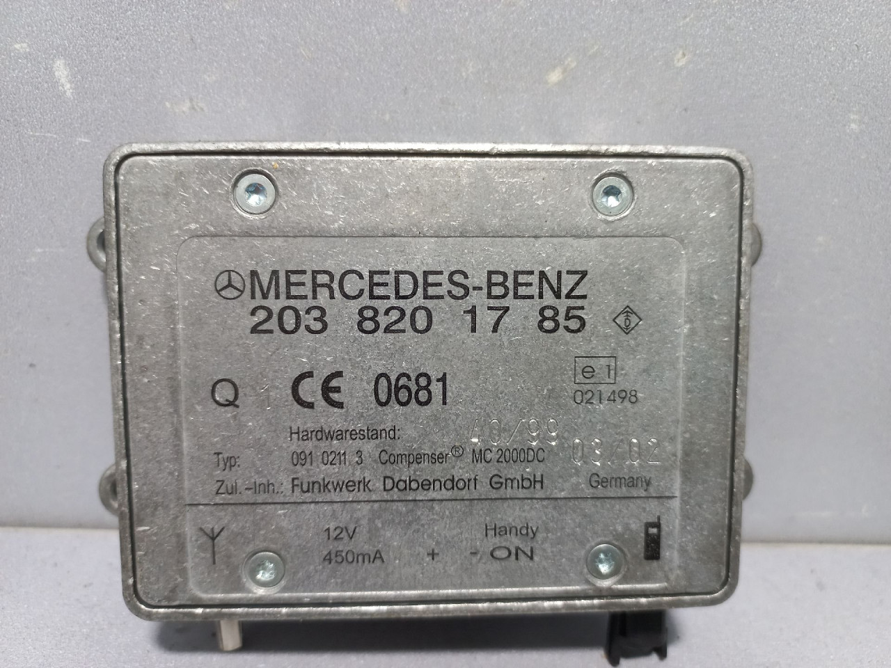 DIJELOVI ANTENA MERCEDES C KLASA (W203) > 00-04 2.2 2038201785