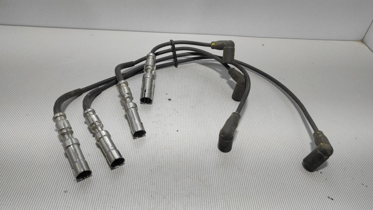 DIJELOVI BOMBINA AUDI A3 > 03-08 06A035255C