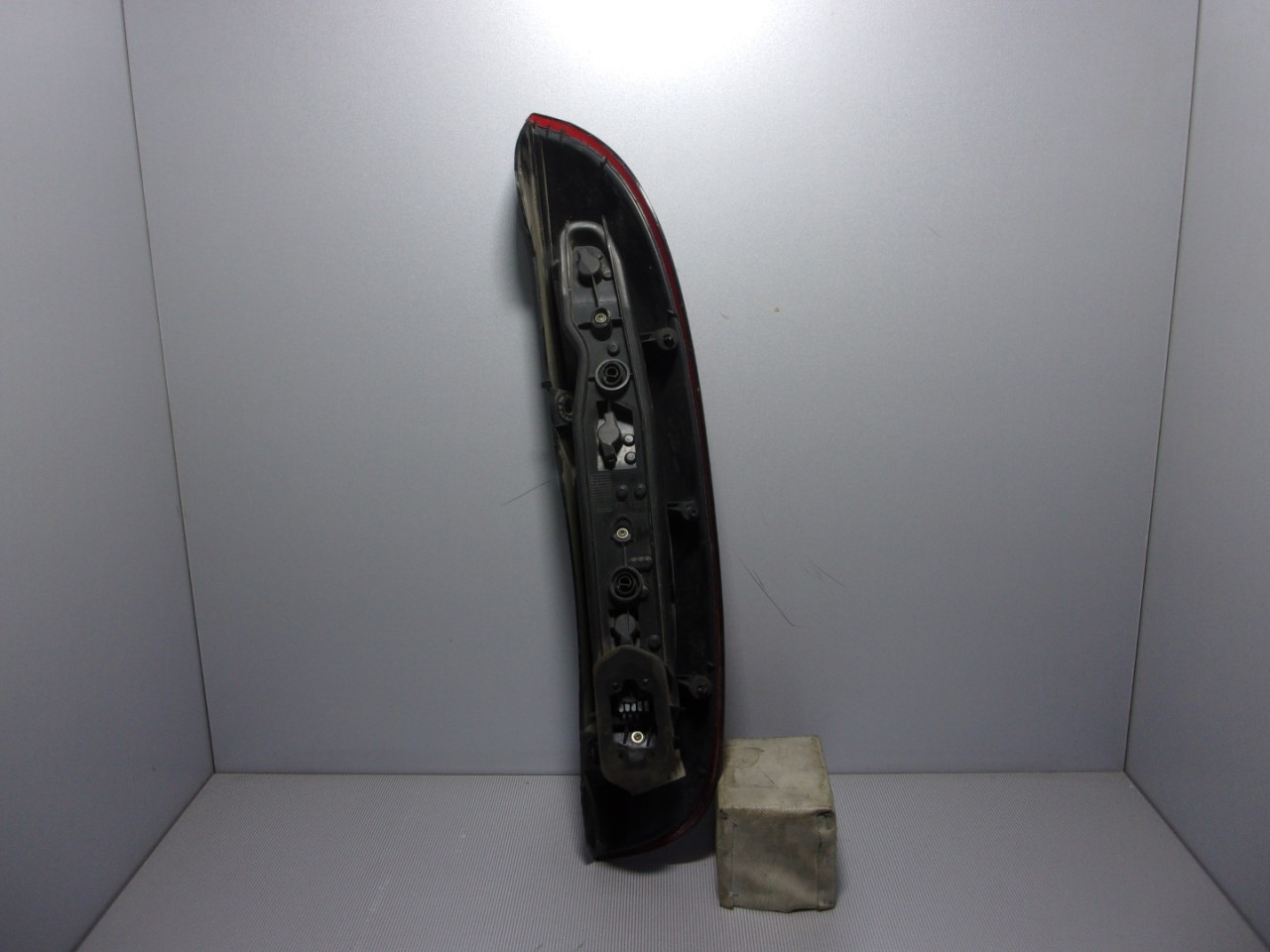 STOP SVJETLO OPEL CORSA C > 00-03 OP030015 09114336