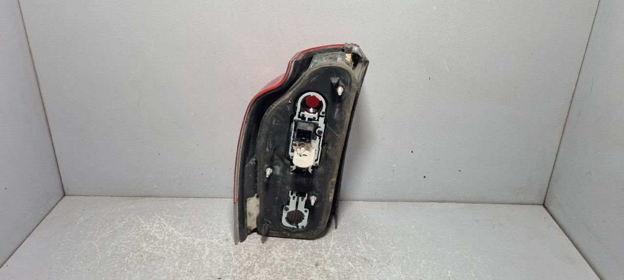 DIJELOVI STOP SVJETLO VOLVO V70 > 05-07 30643333