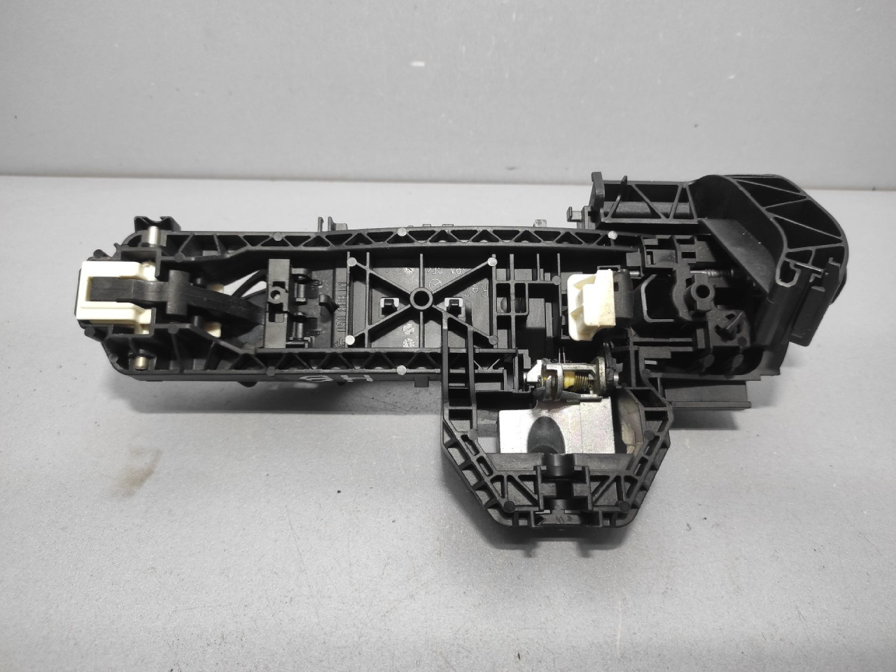 RUCKA VRATA MERCEDES E KLASA (W212) > 09-13 A2047601634
