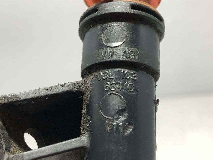 DIJELOVI SIPKA ULJA VW TIGUAN > 07-11 03L103634