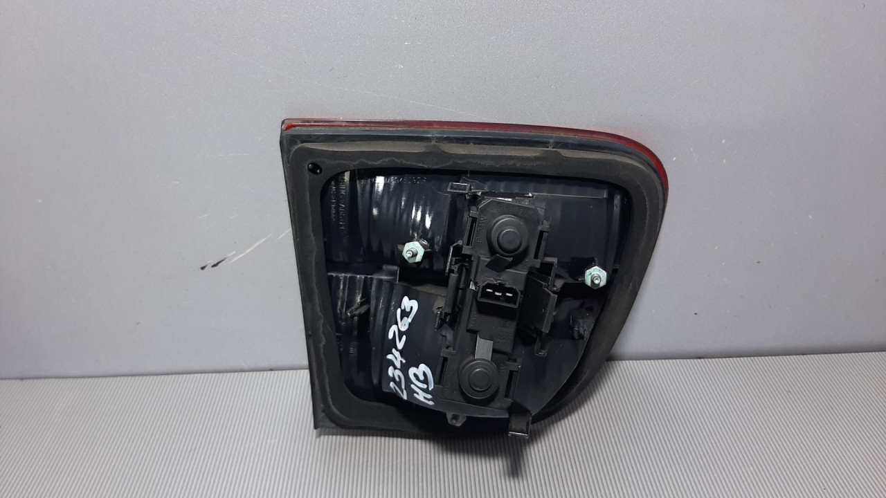DIJELOVI STOP SVJETLO SEAT LEON > 99-05 1M6945092B