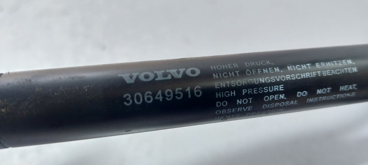 AMORTIZER HAUBE VOLVO XC70 > 07-13 30649516