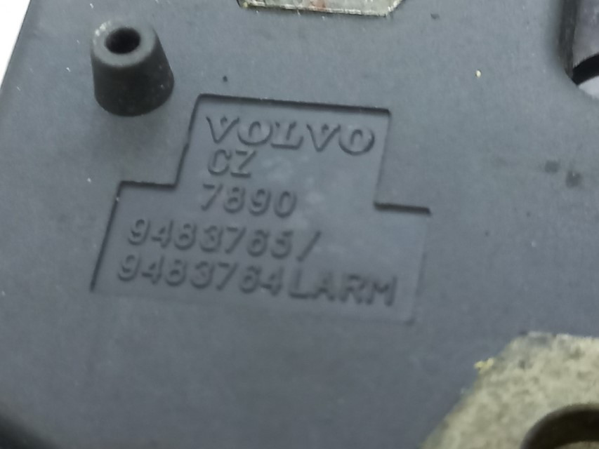 DIJELOVI BRAVA HAUBE VOLVO S70/V70 > 00-04 9483765