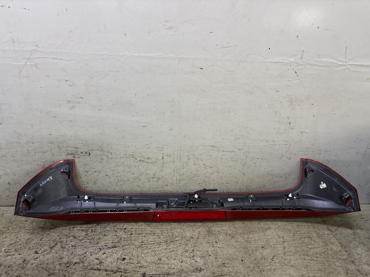 DIJELOVI SPOJLER FORD FIESTA > 08-12 8A61-A44210-B