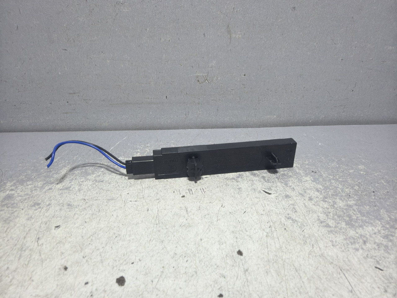 DIJELOVI ANTENA VW PASSAT B8 > 19 - 5K0962132A