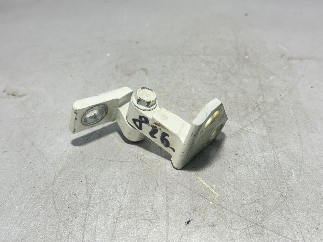DIJELOVI BAGLAMA VW PASSAT CC > 12-15 3C4833402D