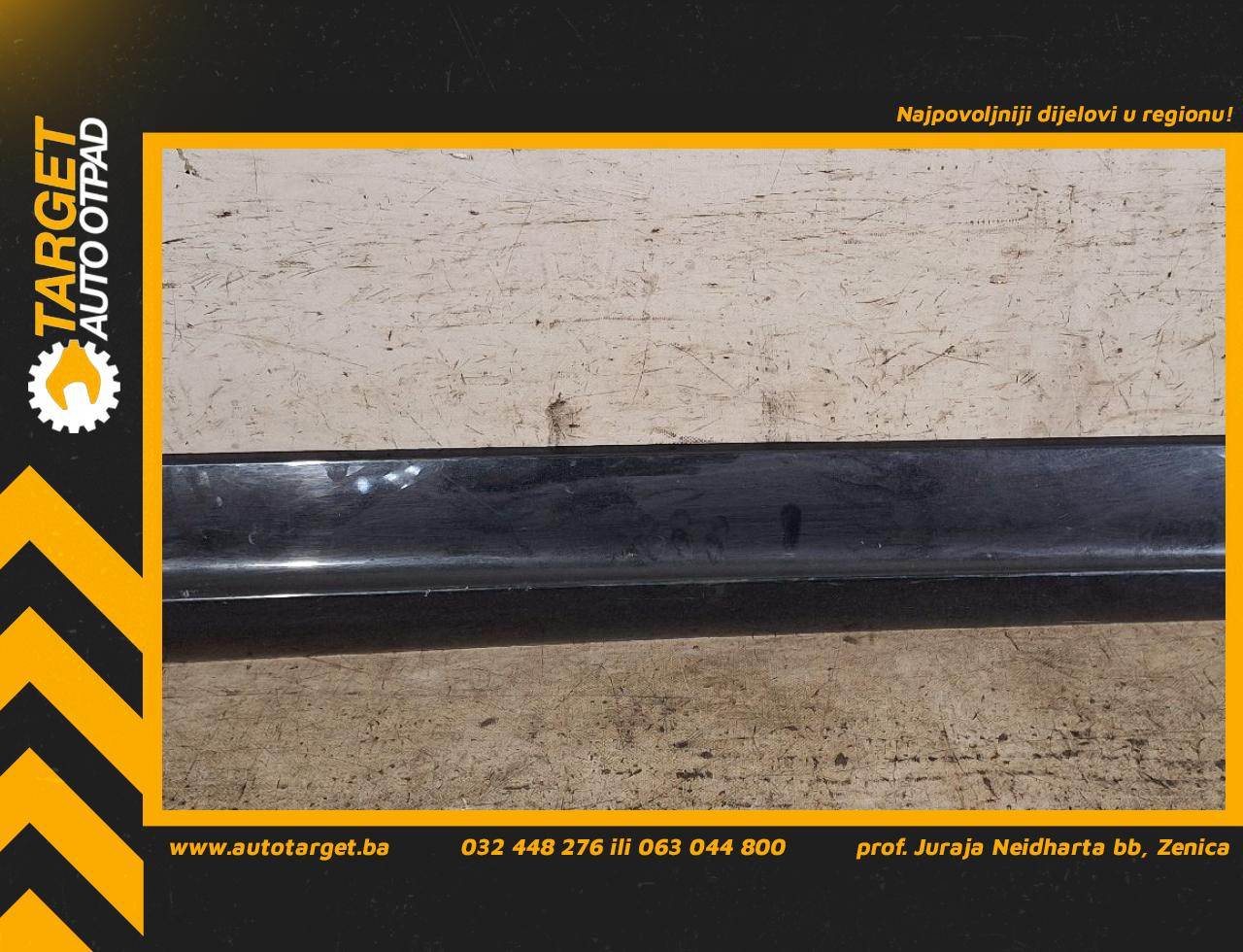 DIJELOVI LAJSNA AUDI Q5 > 12-16 3.0 8R0853960B