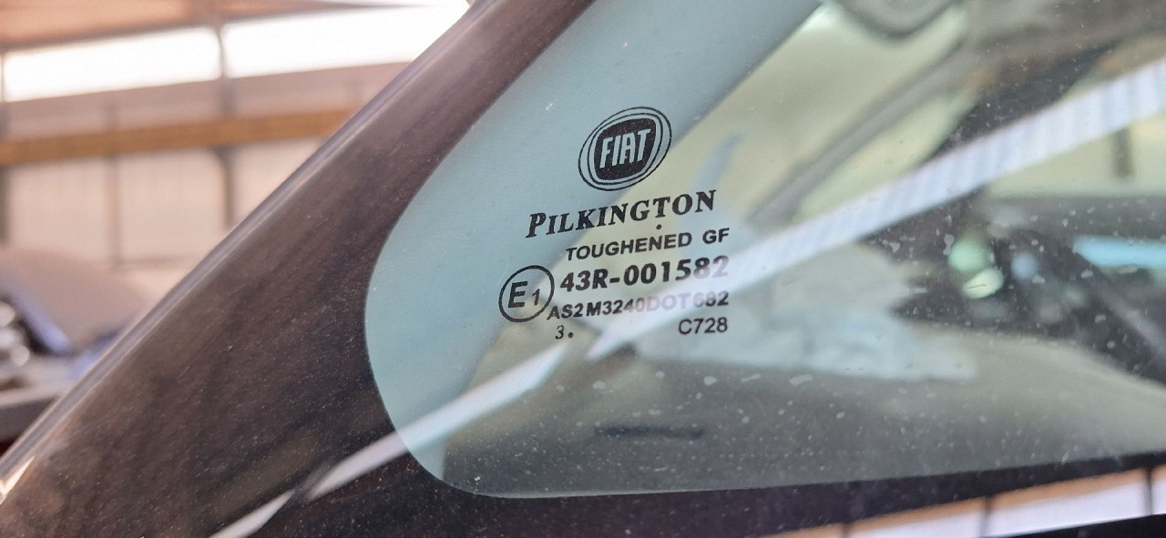 DIJELOVI STAKLO FIAT 500L > 12-17 1.6
