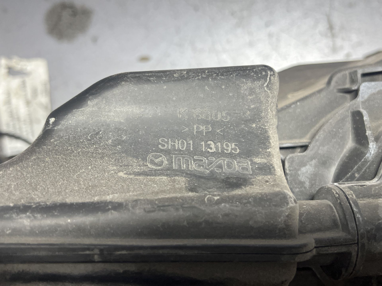 KUCISTE FILTERA ZRAKA MAZDA 6 > 13-16 SH0113195