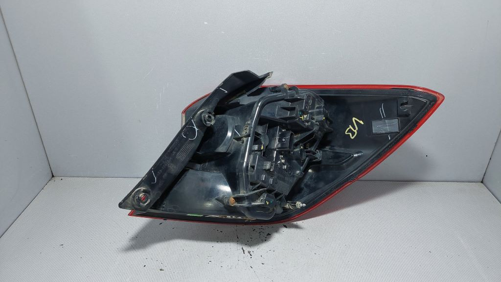 DIJELOVI STOP SVJETLO FORD KA+ > 16-18 E4B513405AF