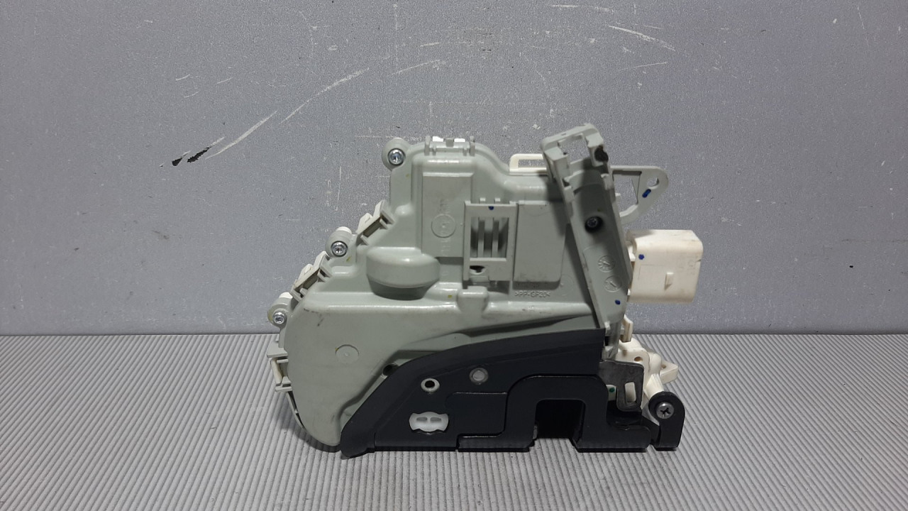 BRAVA VRATA AUDI A4 (B8) > 12-15 8J1837015C