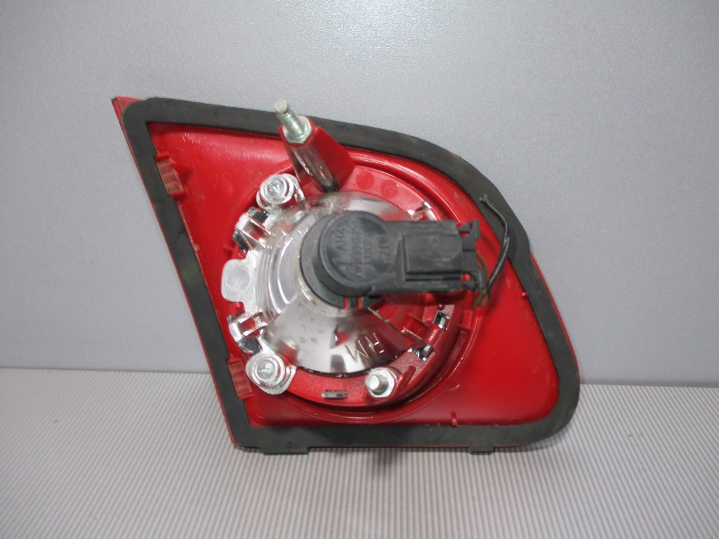 STOP SVJETLO VW PASSAT B6 > 05-10 VW054 VW0544163