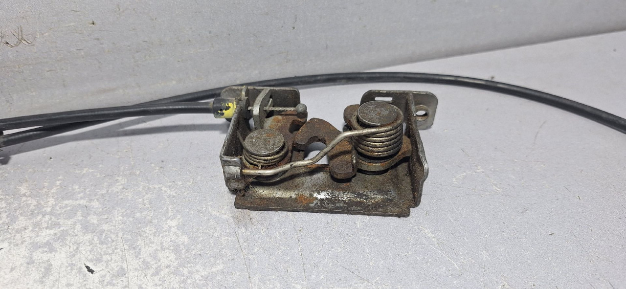 DIJELOVI BRAVA HAUBE MINI MINI (R56) > 06-10