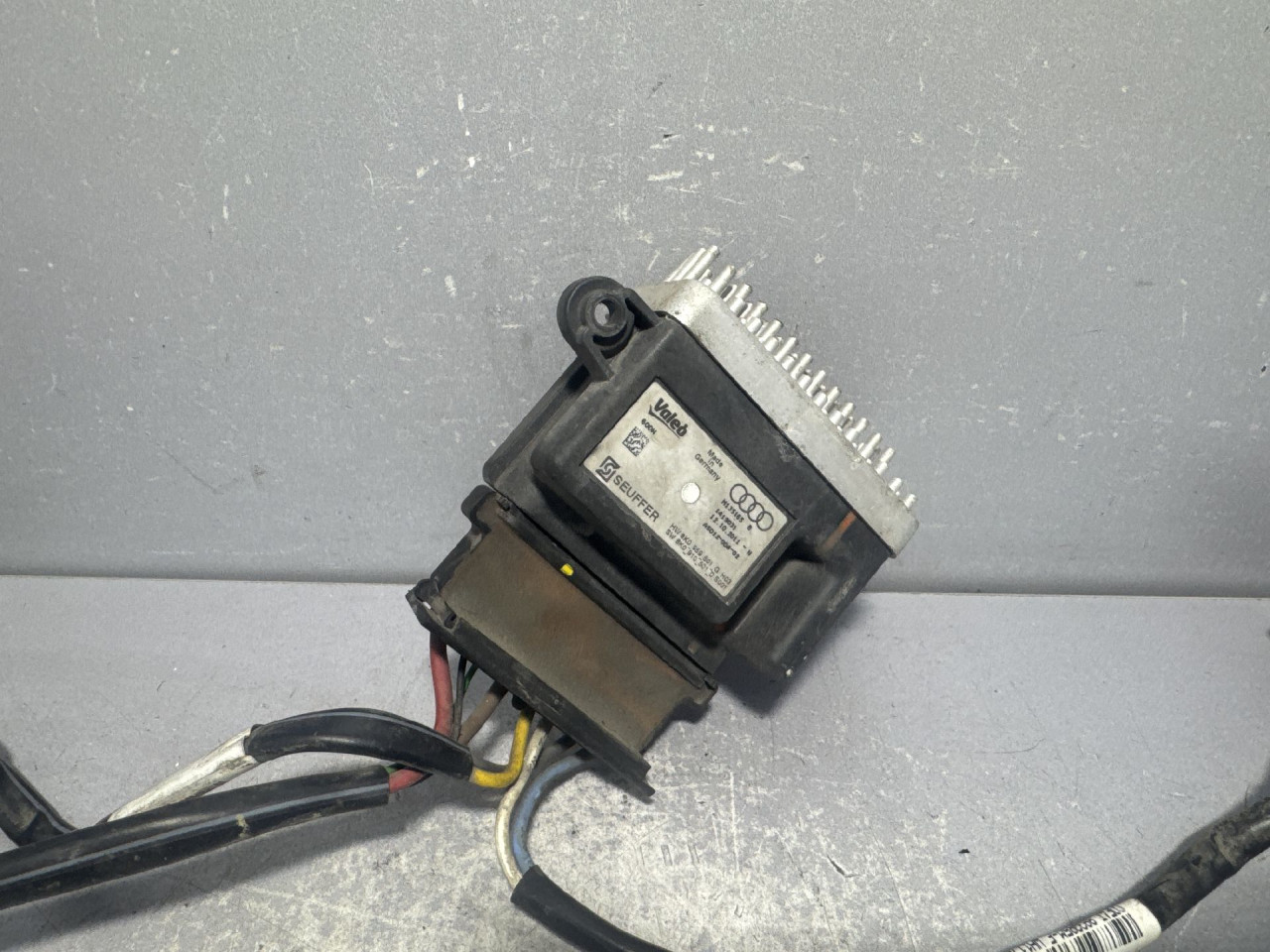 DIJELOVI ELEKTRONIKA MODUL AUDI A4 (B8) > 12-15 2.0 8K0959501G