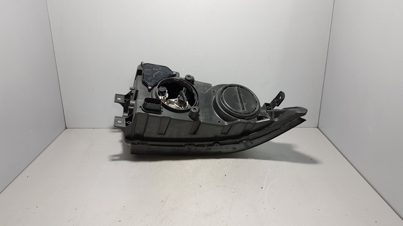 DIJELOVI FAR VW CRAFTER > 05-11 2E1941016