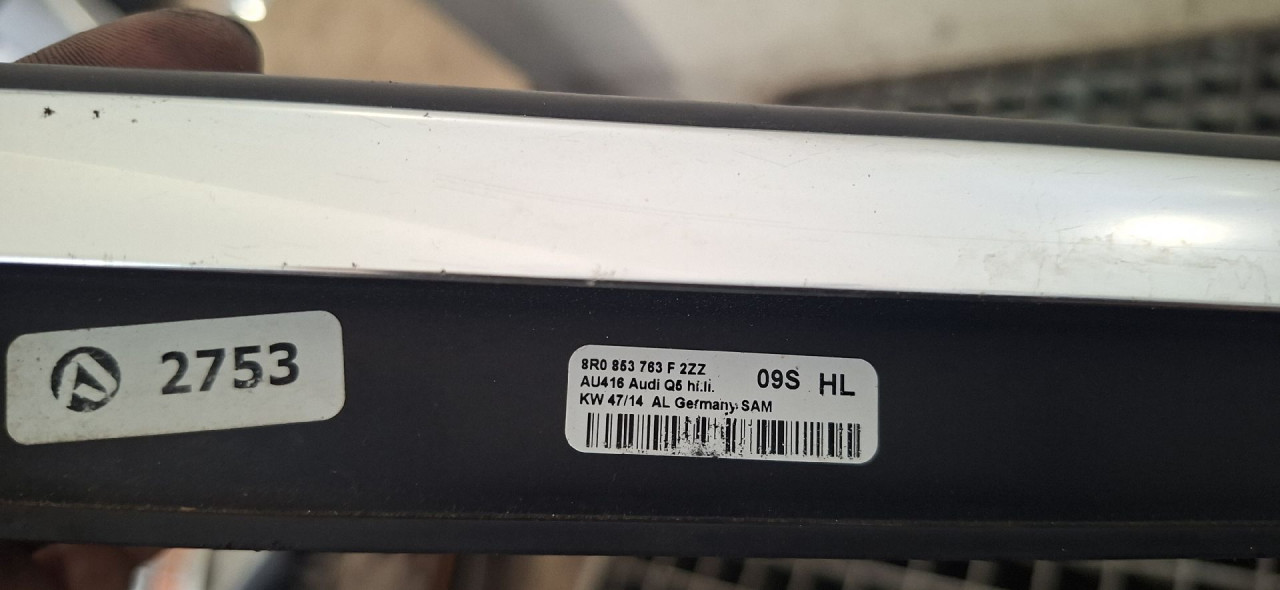 DIJELOVI LAJSNA AUDI Q5 > 12-16 2.0 8R0853763F