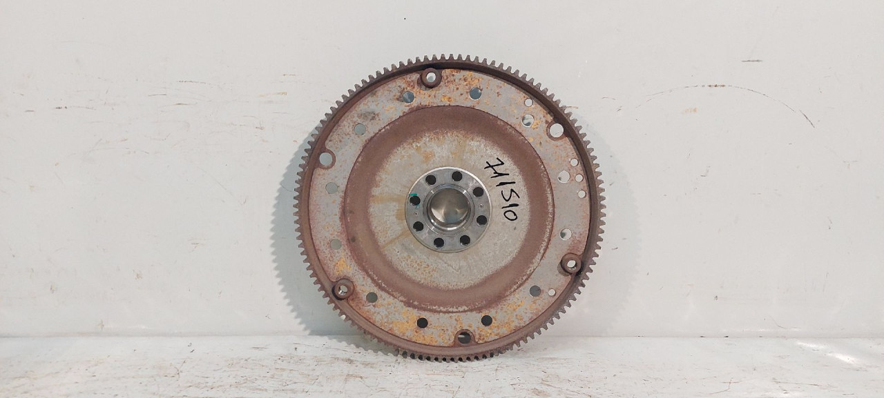 DIJELOVI ZAMAJAC AUDI A4 (B8) > 12-15 06H105323R