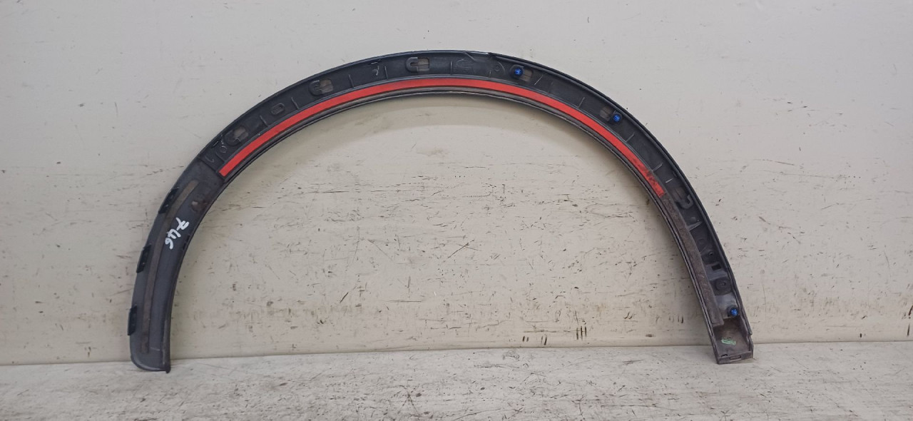 DIJELOVI RUB BLATOBRANA AUDI Q3 > 11-15 8U0853817A