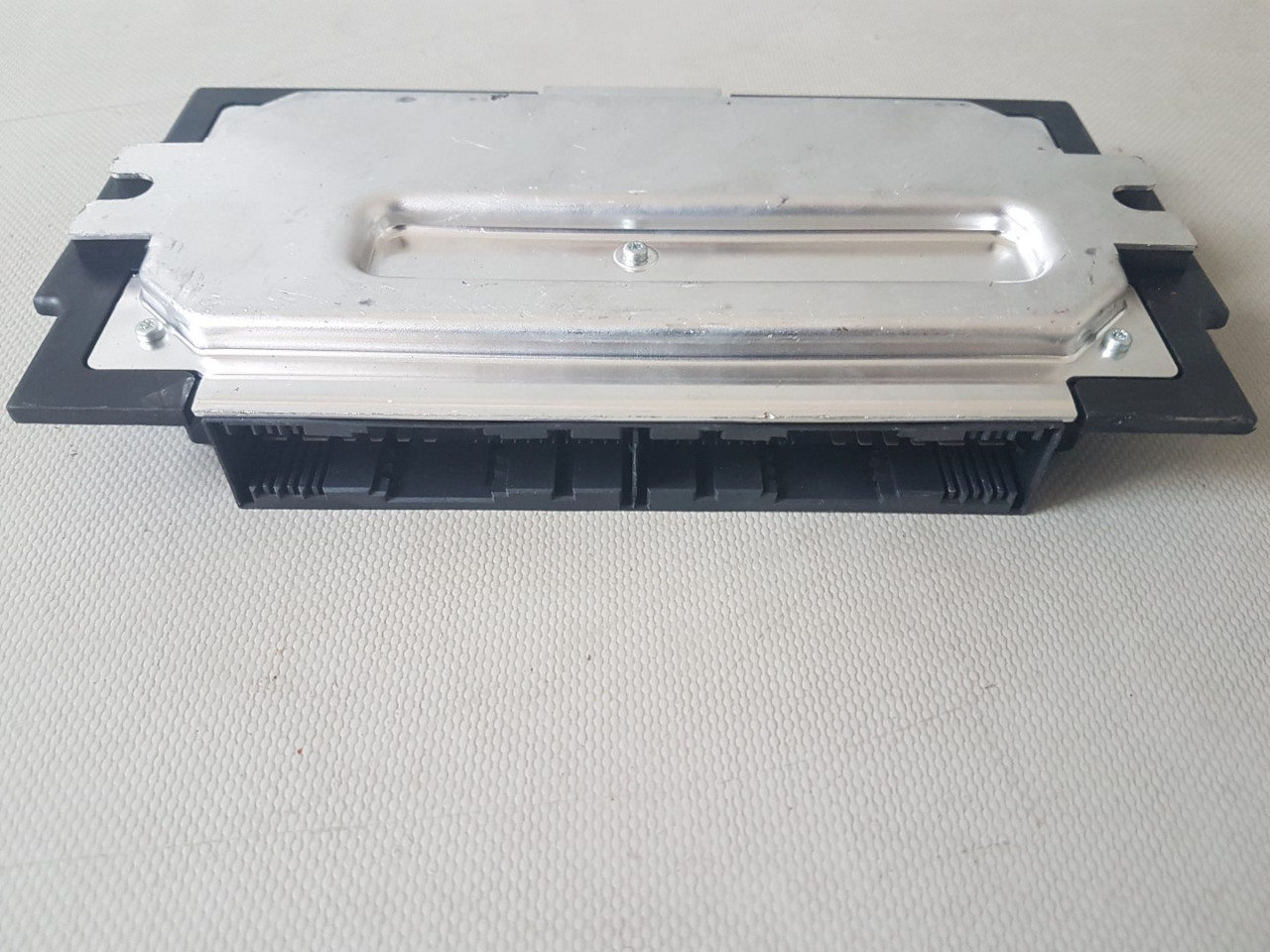 KOMFORT ELEKTRONIKA BMW SERIJA 3 (E90/E91) > 05-08 6135