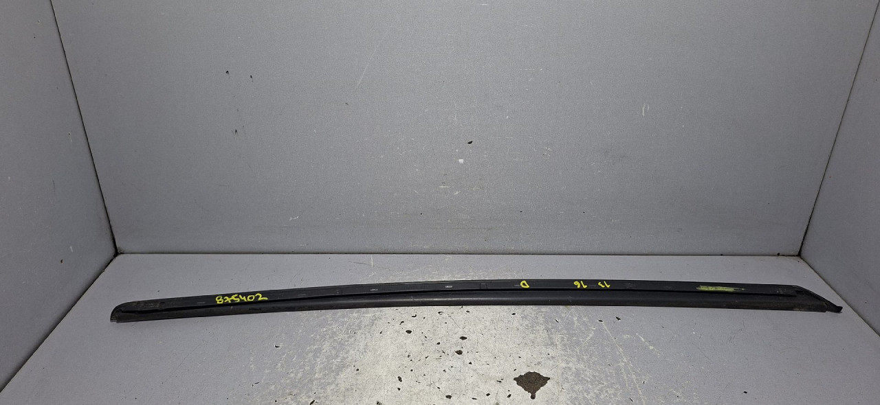 DIJELOVI LAJSNA AUDI A4 (B9) > 15-18 2.0 8W0854328C