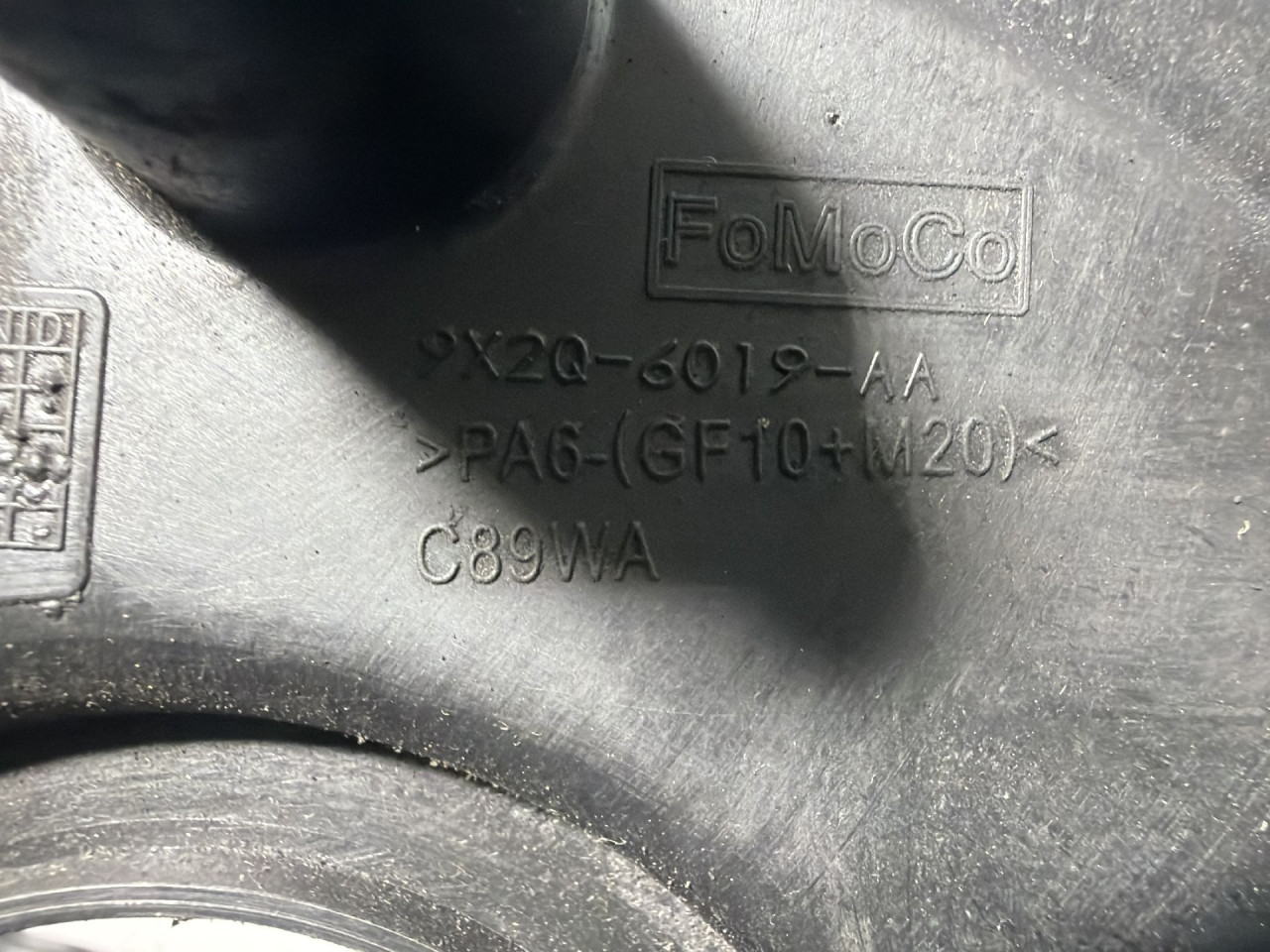 POKLOPAC ZUPCASTOG REMENA JAGUAR XF (X250) > 08-15 9X2Q6019AA