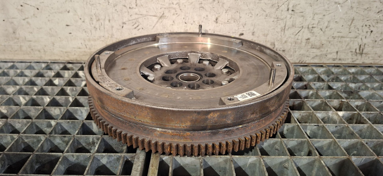 DIJELOVI ZAMAJAC OPEL ASTRA K > 19-21 55498479