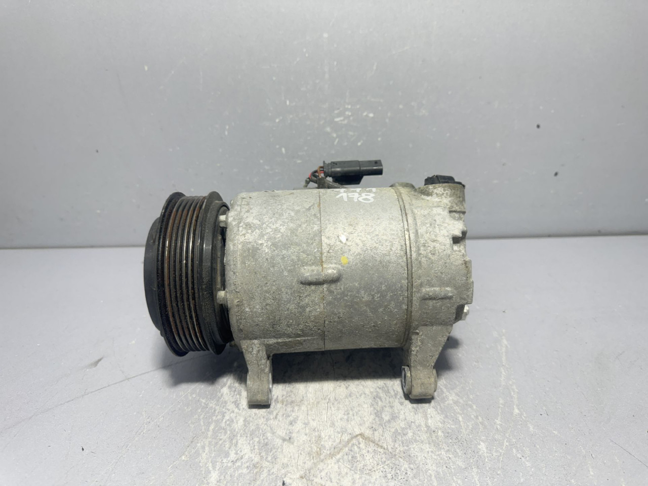 KOMPRESOR KLIME BMW SERIJA 5 (F10/F11) > 13-16 6811436