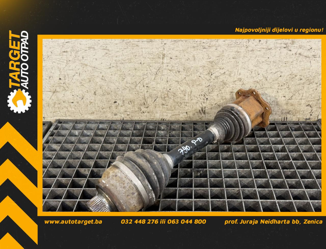 DIJELOVI POLUOSOVINA AUDI A4 (B8) > 12-15 2.0 8K0407271AK