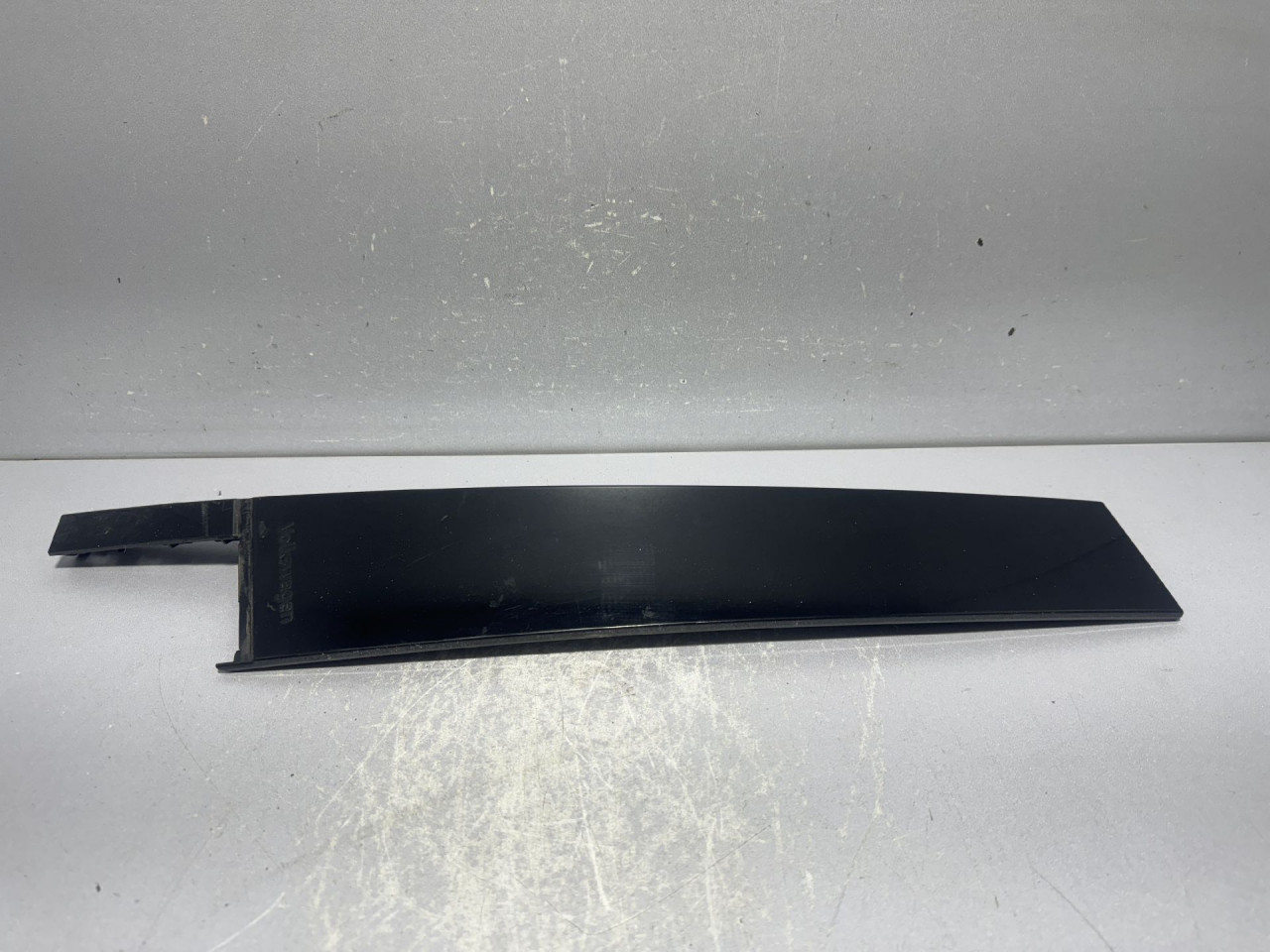 DIJELOVI LAJSNA VW TIGUAN > 20- 5NA837889