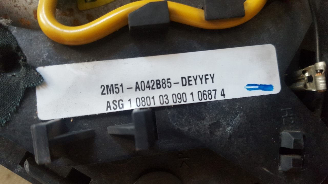 DIJELOVI AIRBAG VOLANA FORD FOCUS > 01-05 AO42B85