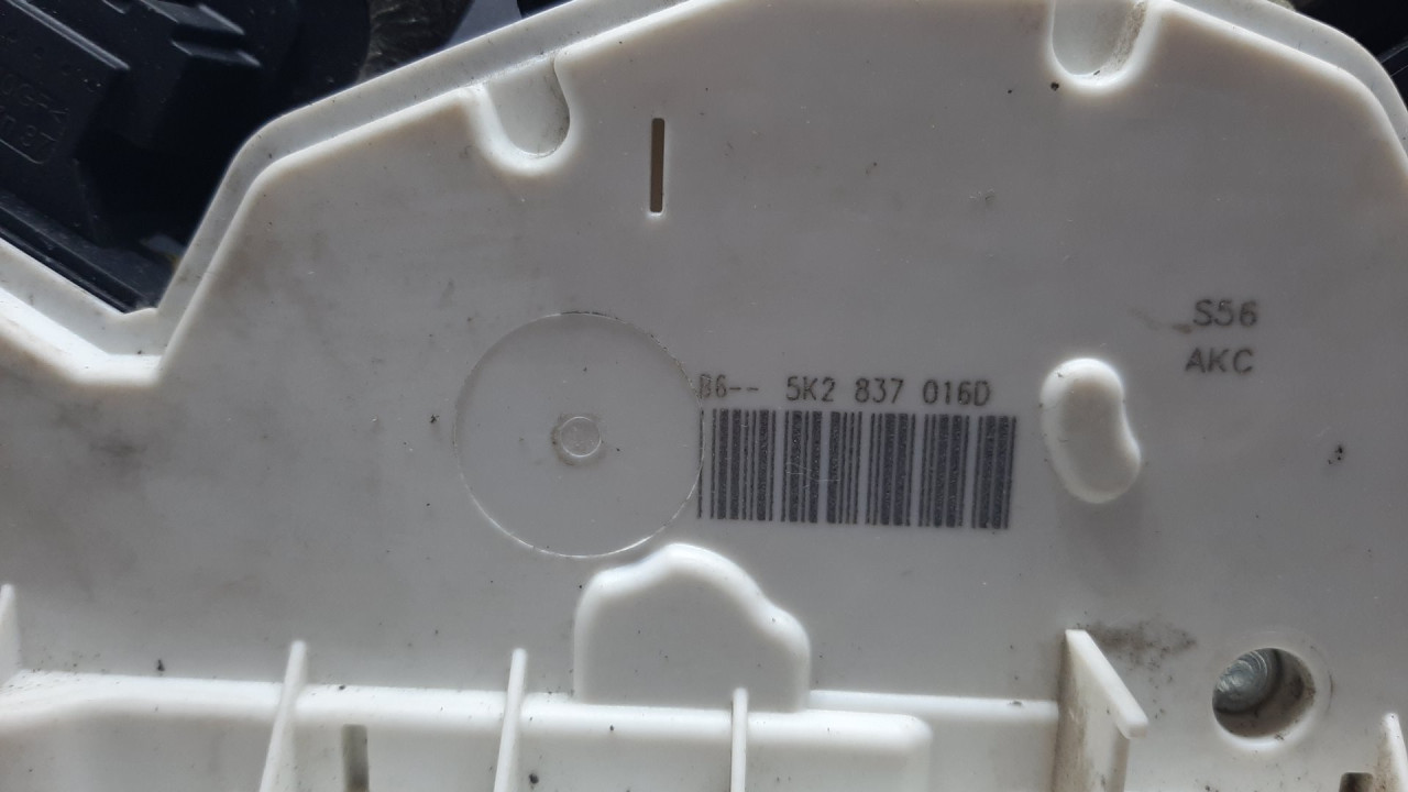 DIJELOVI BRAVA VRATA VW GOLF 7 > 12-16 5K2837016D