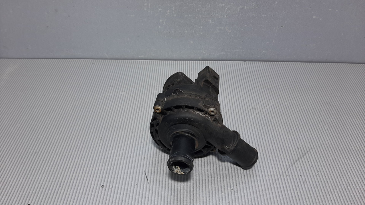 POMOCNA PUMPA VODE NISSAN QASHQAI > 10-13 0392023015