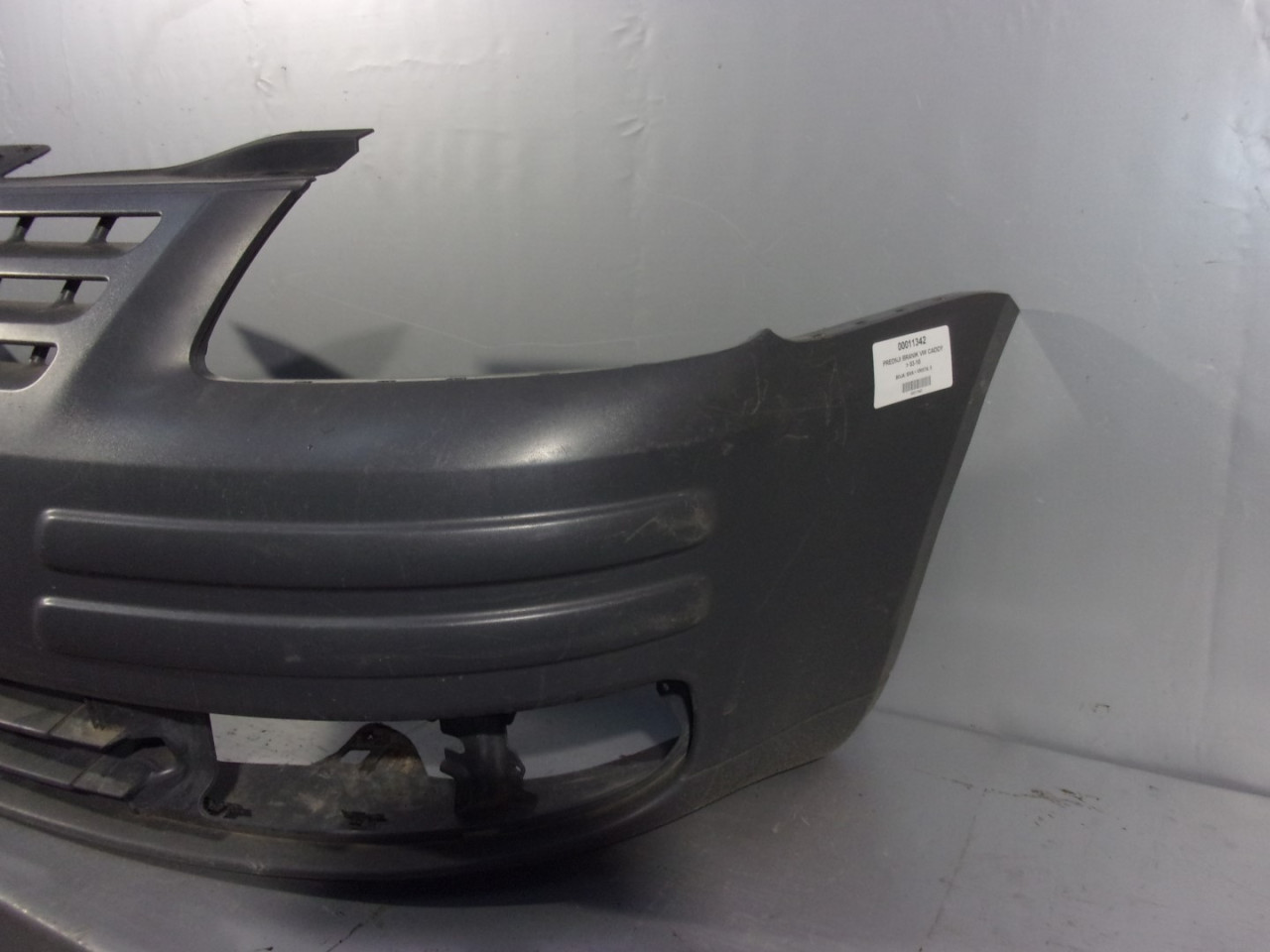 BRANIK VW CADDY > 03-10 VW904009 2K0807221