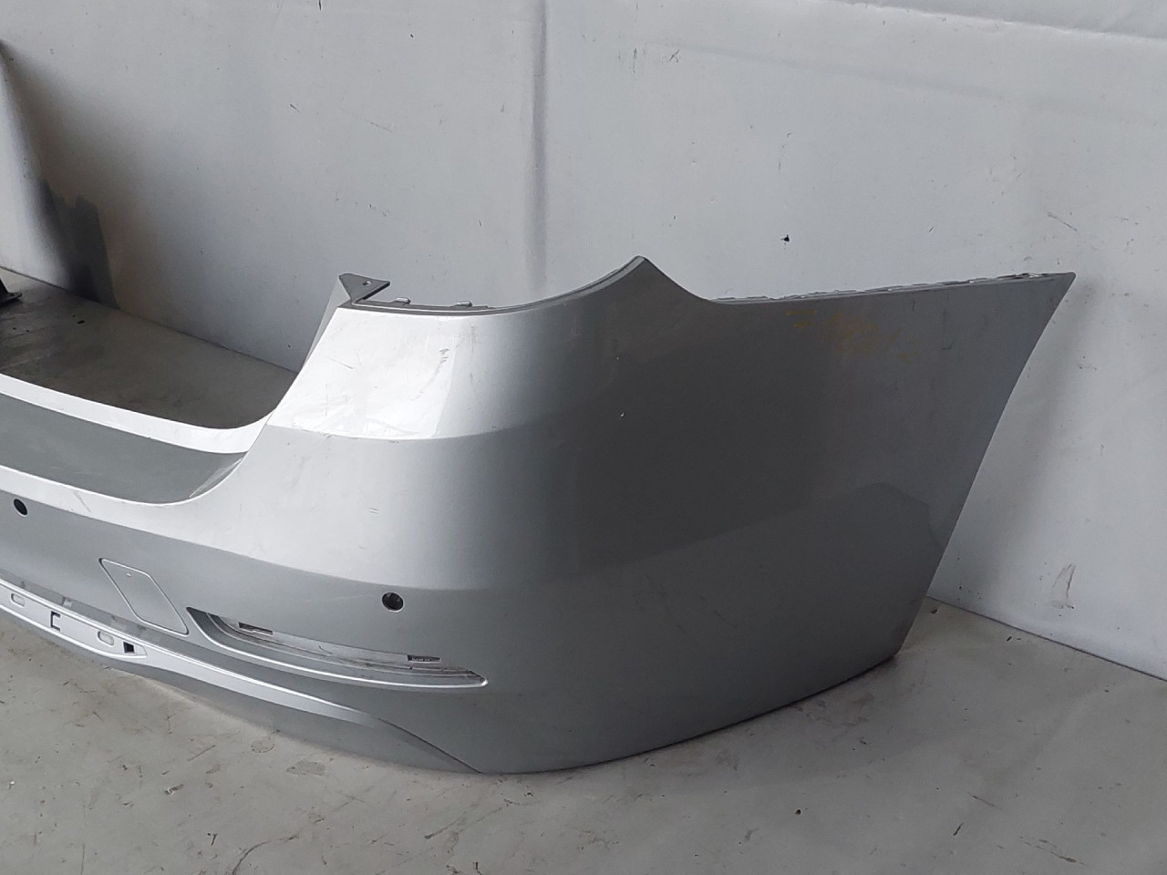 BRANIK BMW SERIJA 3 (F30/F31) > 11-14 15857711