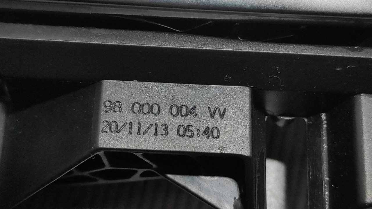 UNUTRASNJA RUCKA VRATA PEUGEOT 308 > 13-17 98000004VV