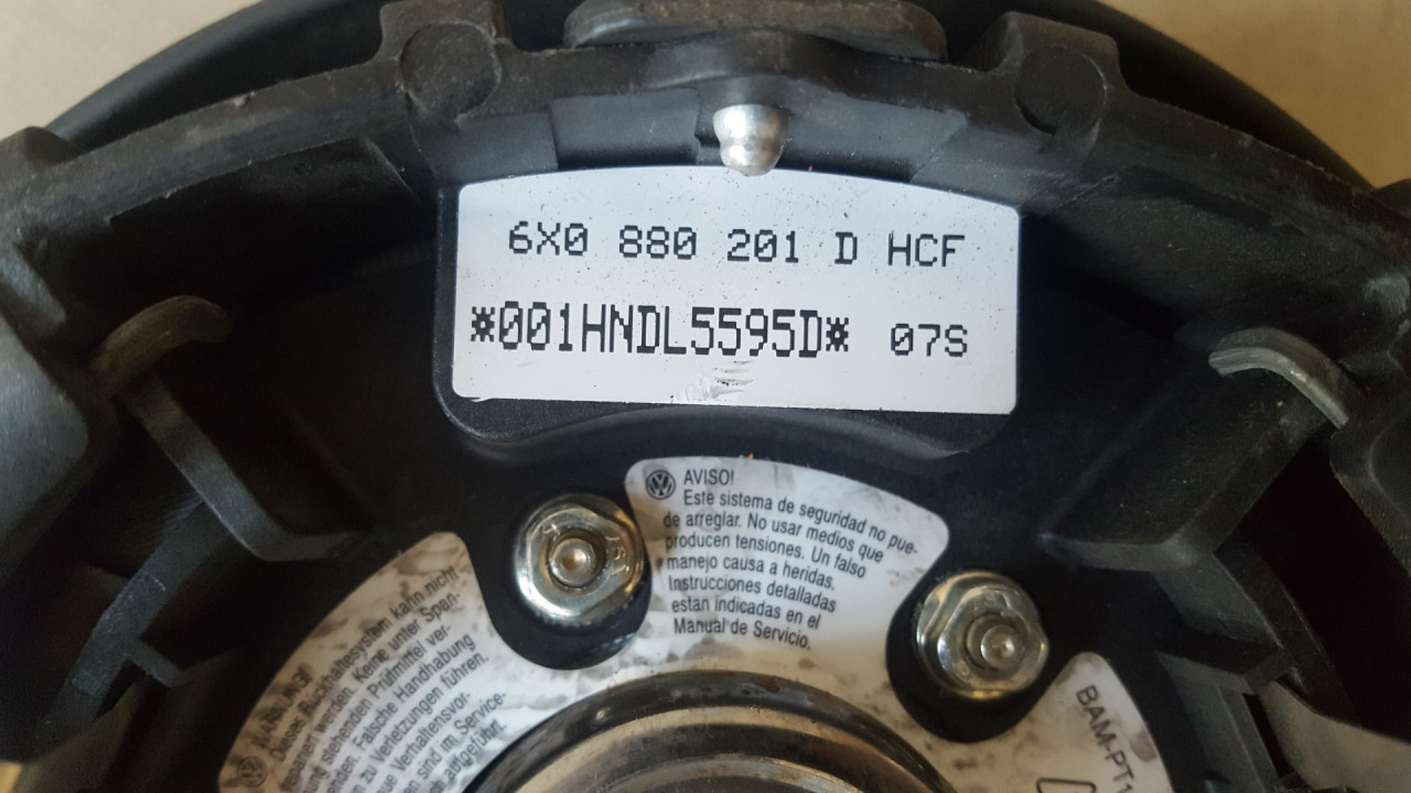 DIJELOVI AIRBAG VOLANA VW POLO > 01-05 6XO880201D