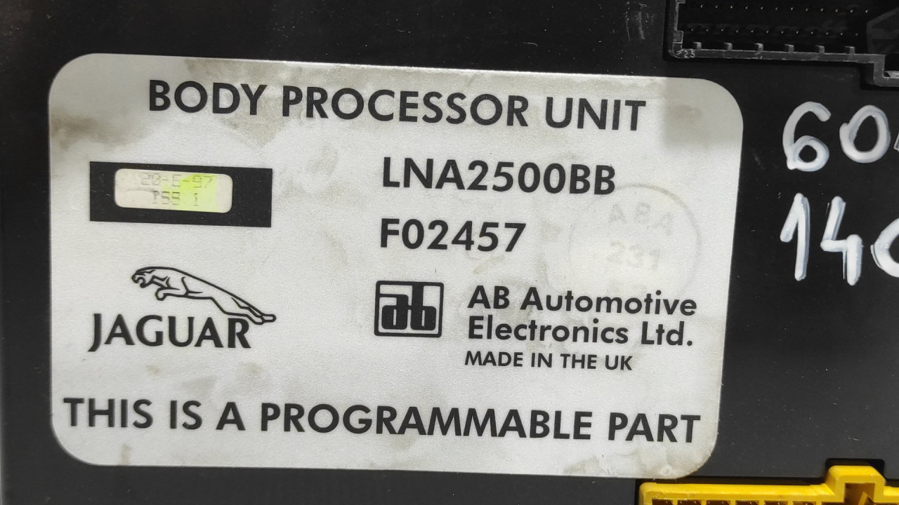 ELEKTRONIKA MODUL JAGUAR XJ > 97-03 LNA2500BB