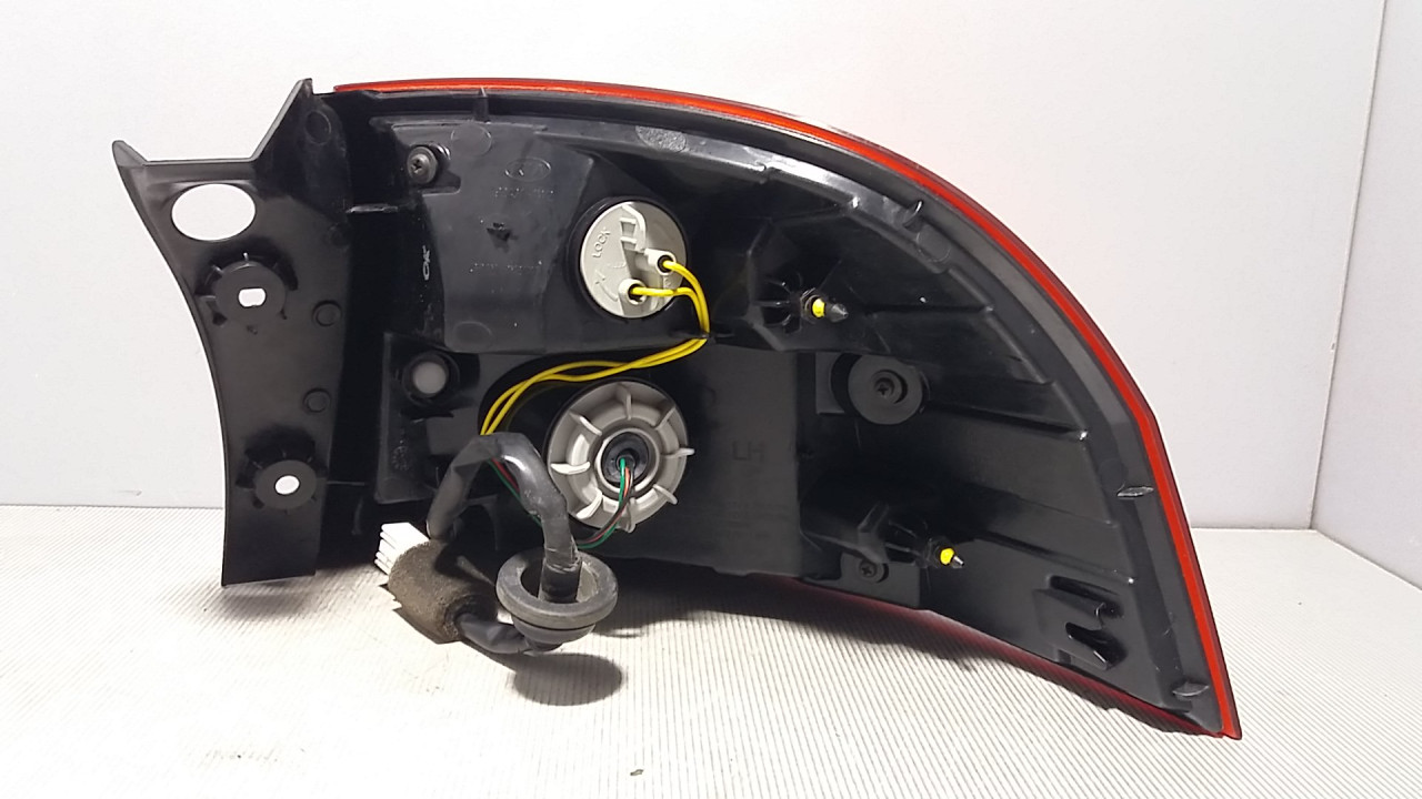 DIJELOVI STOP SVJETLO KIA RIO > 11-14 924011W2L