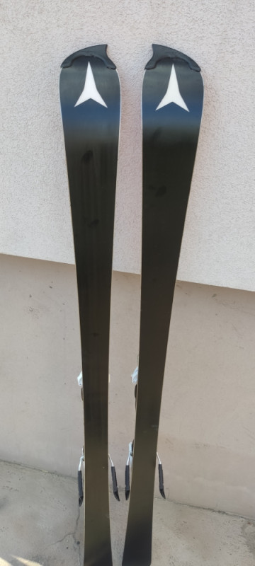 Atomic Redster S9 FIS NORM Duzina 152cm R11