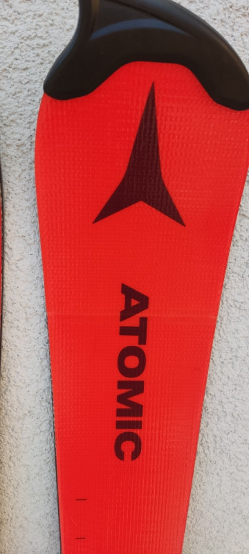 Atomic Redster S9 FIS NORM Duzina 152cm R11