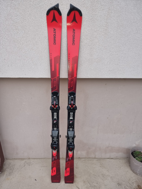 PRODAJA SKI OPREME - RENTAL - SERVIS SKIJA -Sve skije servisirane