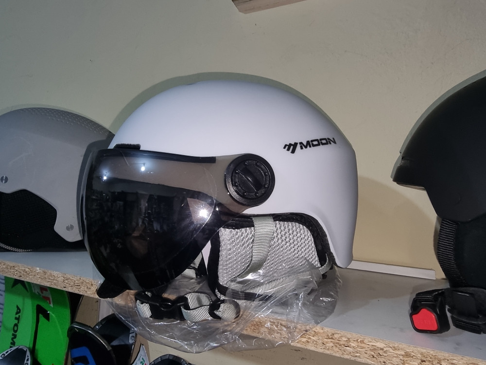 Ski kaciga sa vizirom Moon Vel. L (58-61cm)