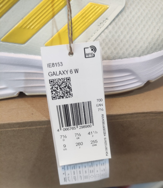 Patike Adidas Vel.41,5 Original Novo