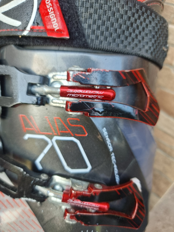 Rossignol  Broj 44 Flex70