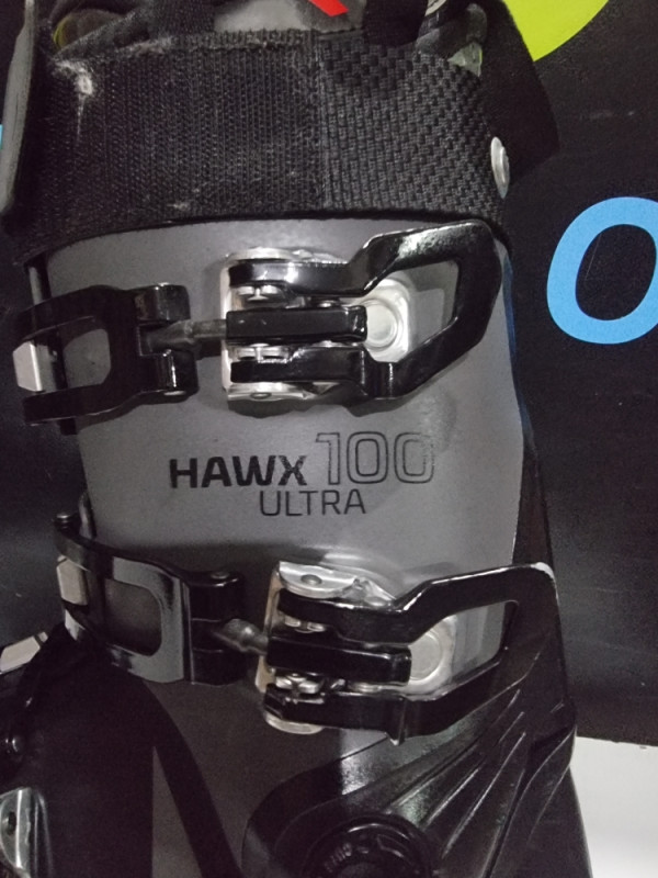 Atomic Hawx Ultra Broj 40 Flex 100