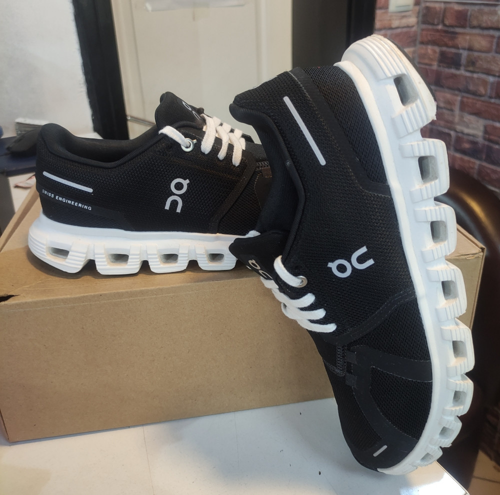 Patike ON CLOUD Vel.40,5 Original